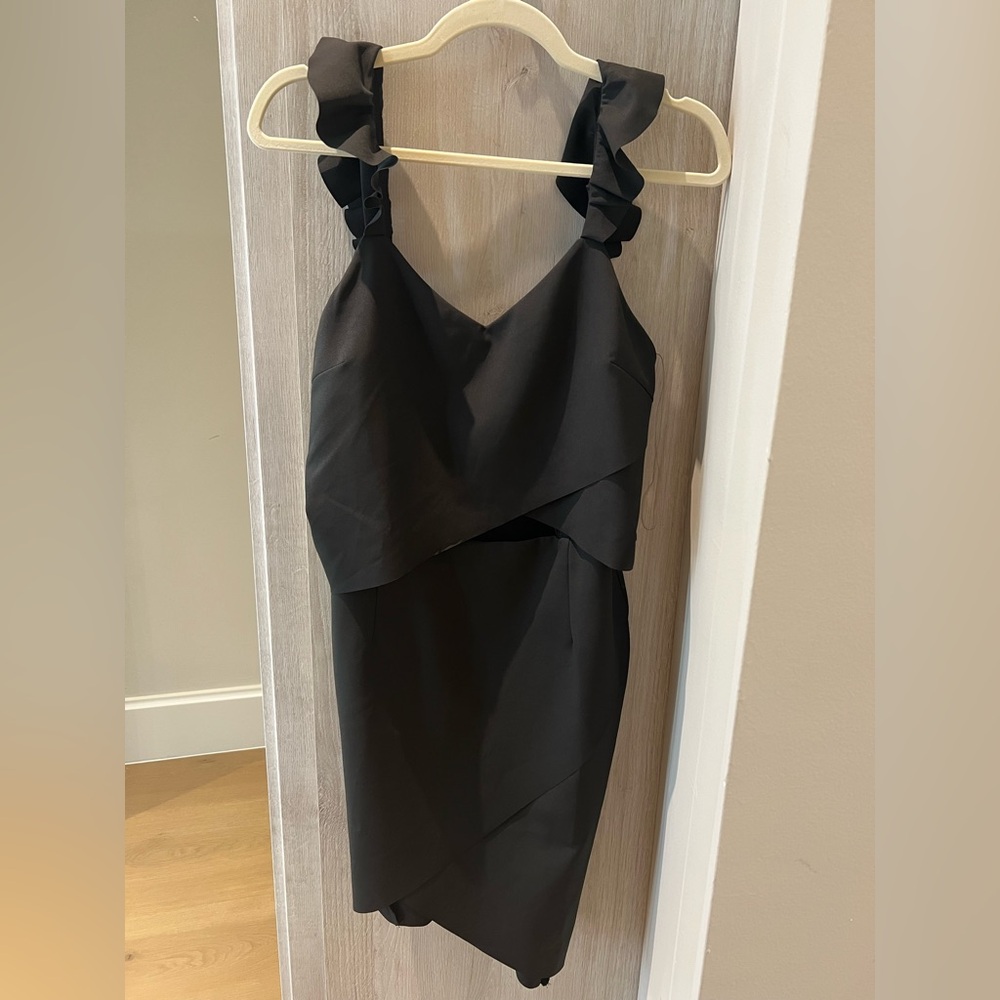 Elliatt Ruffle Tulip Dress NWT